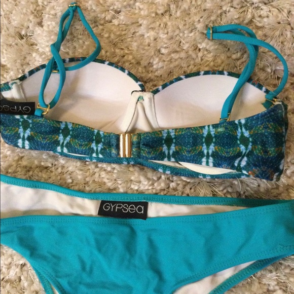 Gypsea two piece bathing suit - Picture 2 of 2